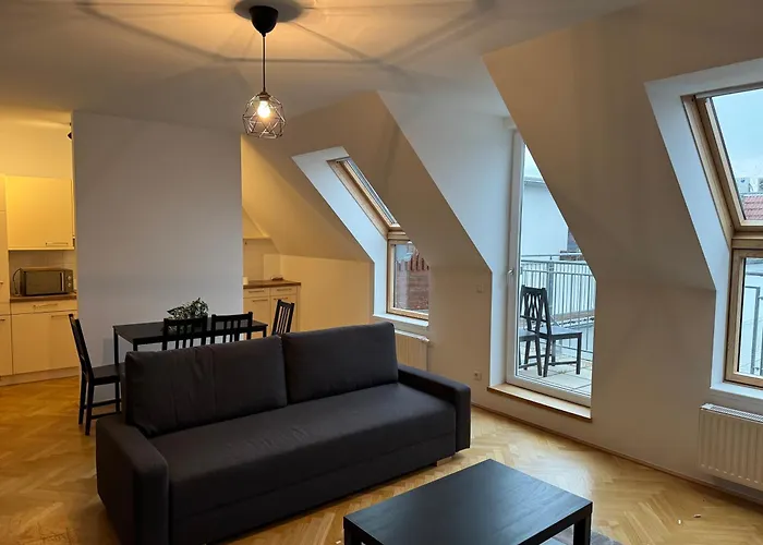 50qm, 1 Br, Schönbrunn, Central, Balcony Apartment