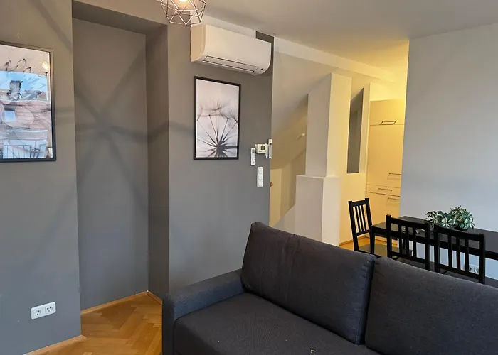 50qm, 1 Bedroom Schoenbrunn, Central, Balcony Daire Viyana