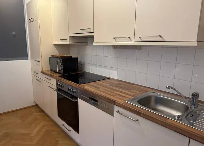 50qm, 1 Bedroom Schoenbrunn, Central, Balcony *