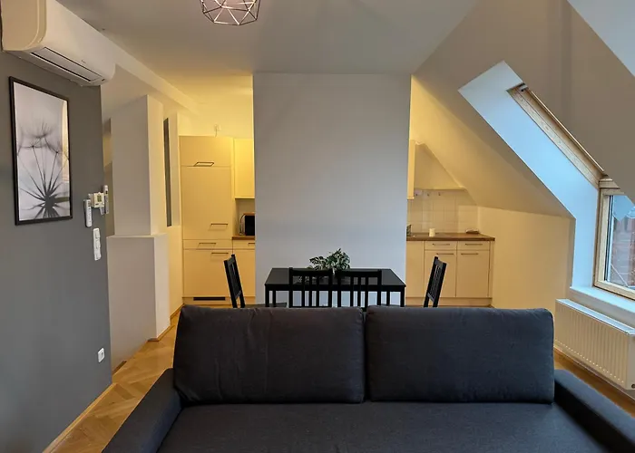 50qm, 1 Br, Schönbrunn, Central, Balcony *